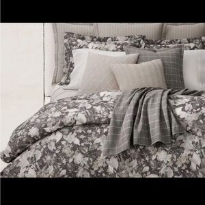 NWT Ralph Lauren King Duvet Cover Avery Charcoal Floral Grey